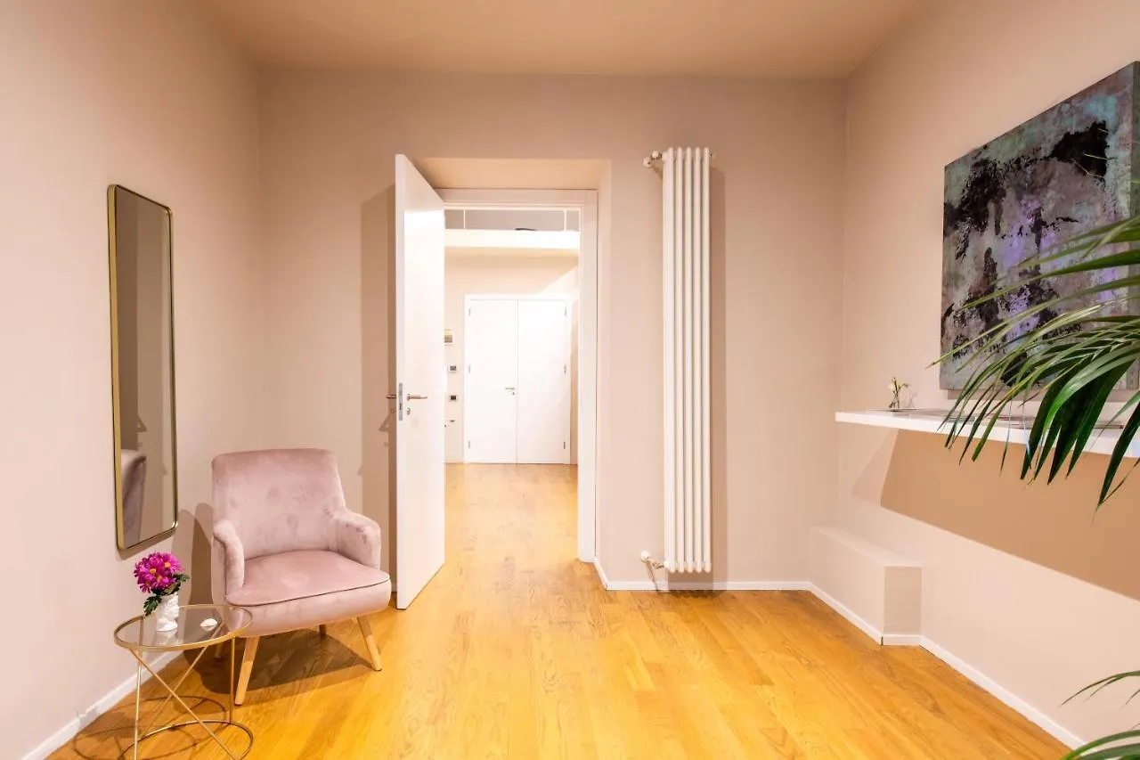 ** Bed & Breakfast Moncada Suites & Apartments Palermo Italy