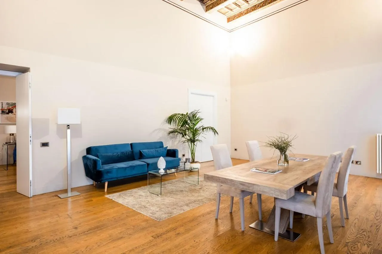 ** Bed & Breakfast Moncada Suites & Apartments Palermo Italy